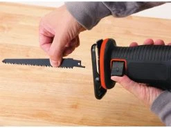 BLACK+DECKER Akku-Säbelsäge BDCR18 Kit 18 V -Multi Tools DE 52761423 xxl