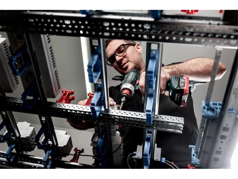 Metabo Akku-Bohrschrauber PowerMaxx BS 12 Q Kit 2 x 2.0 Ah 4 Metabo Akku-Bohrschrauber PowerMaxx BS 12 Q Kit 2 x 2.0 Ah – Bild 2